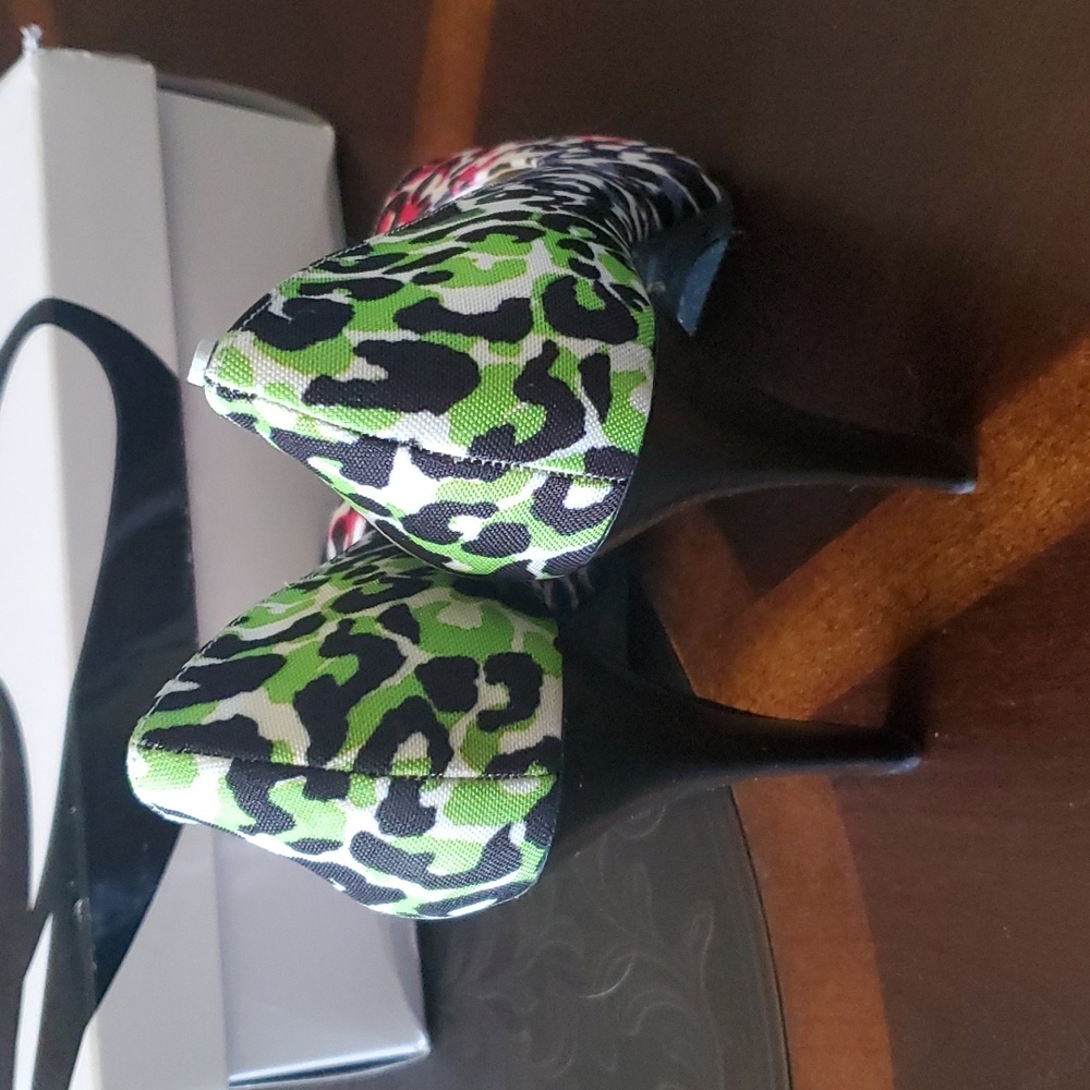 Nine West Heels - Picture 2 of 3